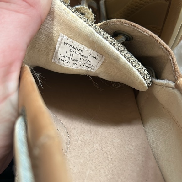 NEW Sperrys - Picture 3 of 3